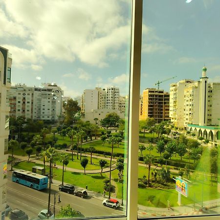 Nouveau Appartement Prestige Avec Vue Paronamique Tangier Exterior photo